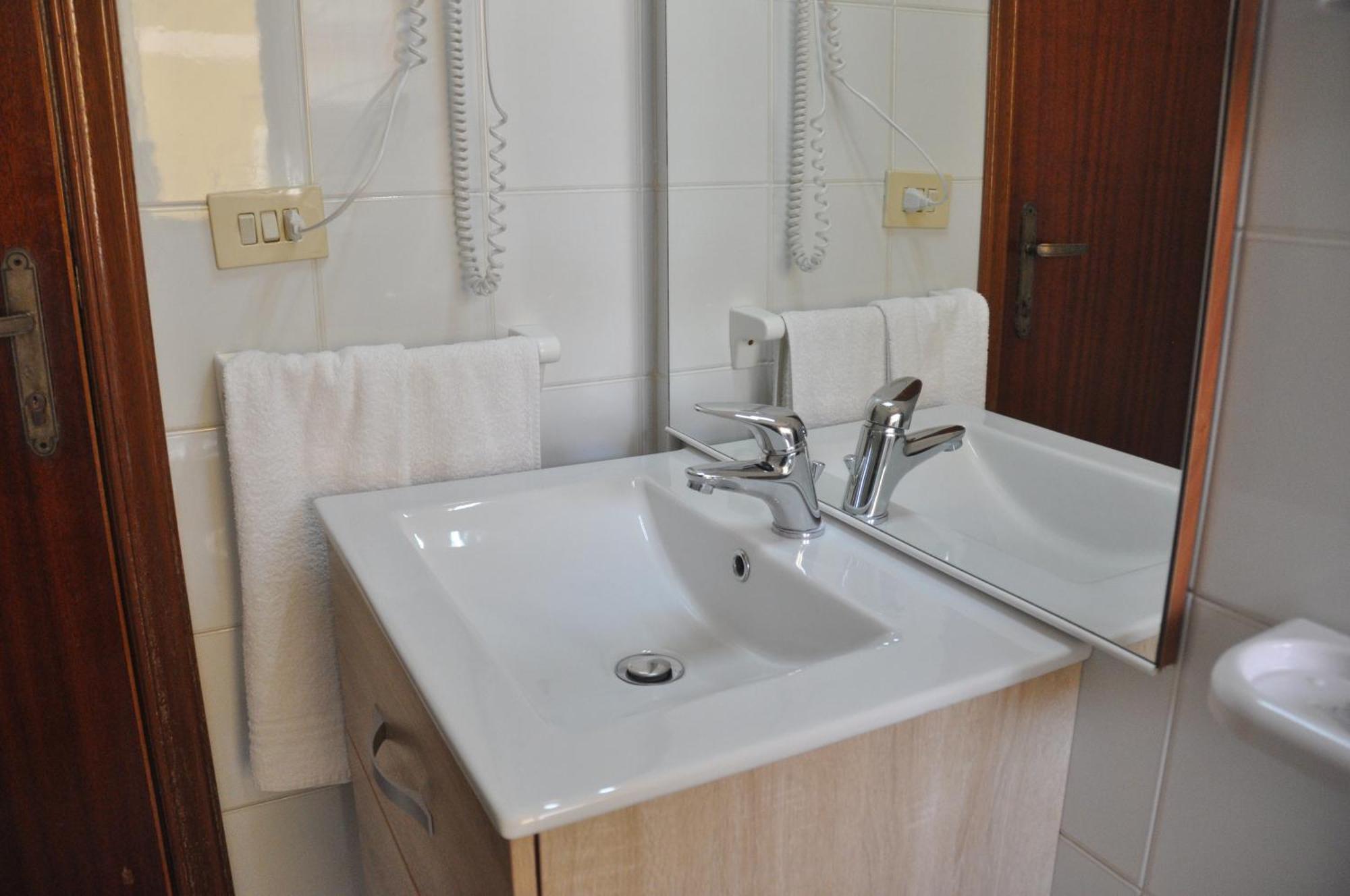 Hotel Le Pelagie Lampedusa Buitenkant foto